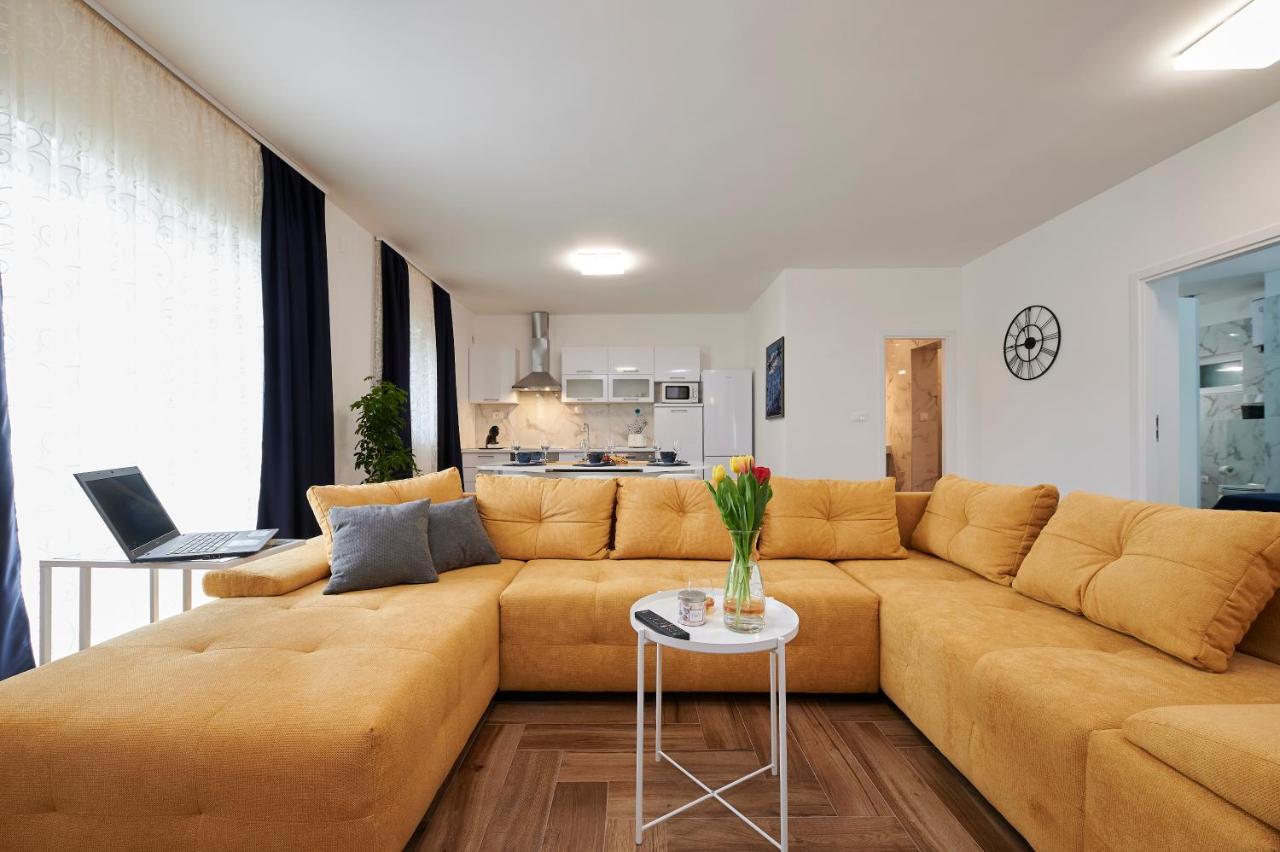 New 4* Apartman Zoa In Trogir Eksteriør billede